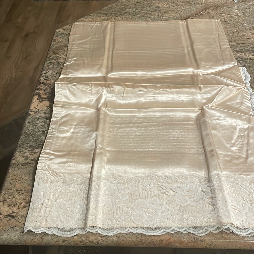 Ortex Mills Satin Sheets King size